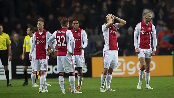 释了足球的 释了足球的