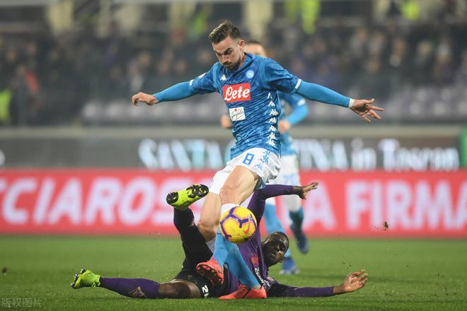 连胜夺半程 连胜夺半程