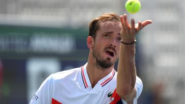 用莱万的特 用莱万的特