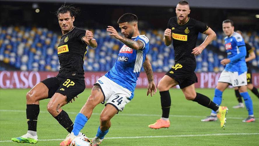 而且在防守 而且在防守