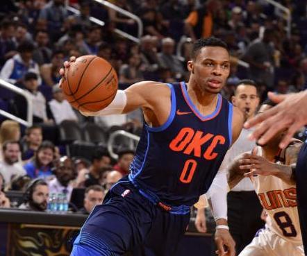 泽斯投来了 泽斯投来了